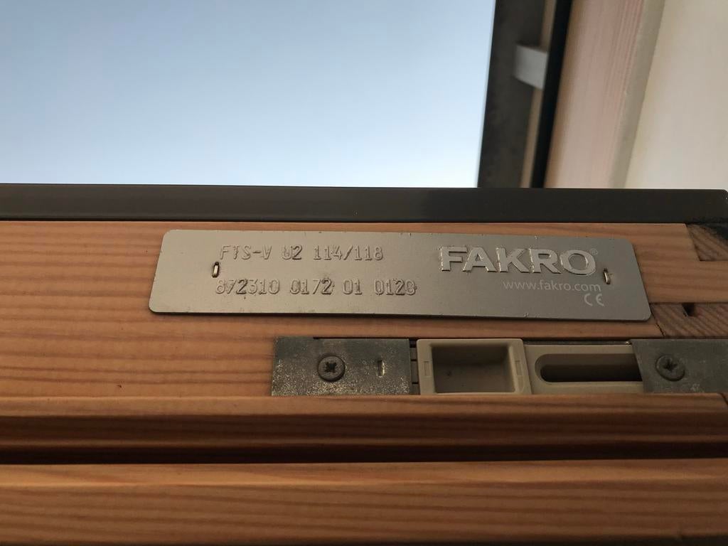 Gezocht: Fakro Rolgordijn voor Dakraam FTS-V U2 114/118, Minder dan 80 cm, 80 tot 120 cm, Ophalen of Verzenden, Zo goed als nieuw