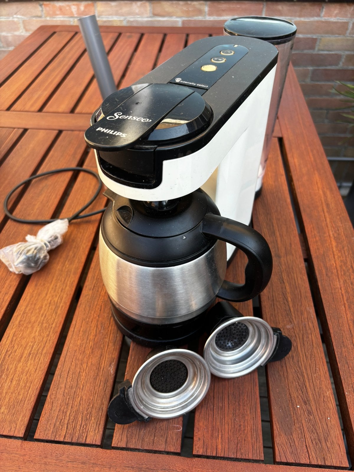 Senseo met pads en koffiekan, Ophalen, Zo goed als nieuw, Koffiemachine