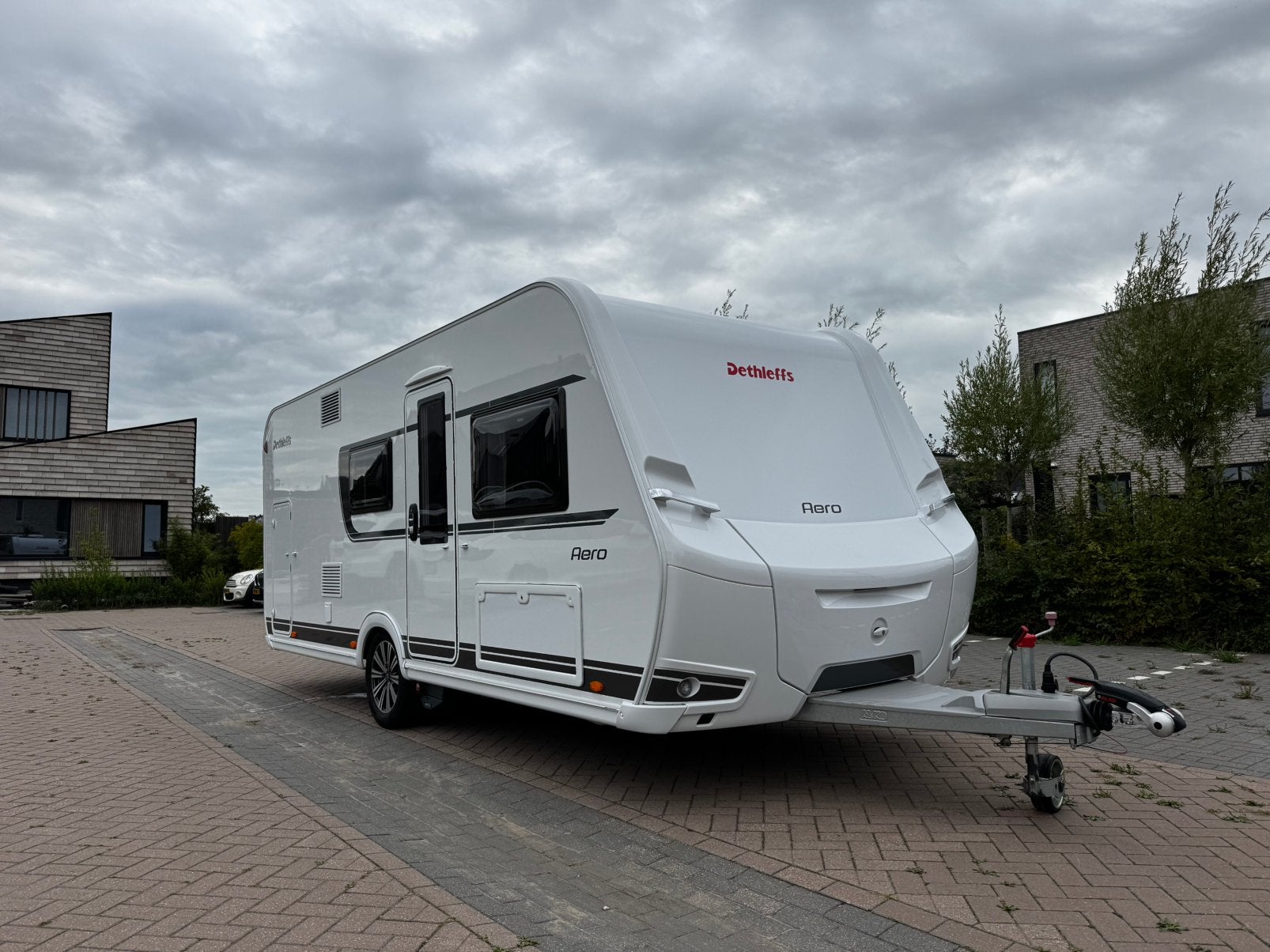 Dethleffs Aero 500 QSK Airco, Mover, Luifel, zeer luxe!, Vast bed, Schokbreker, Particulier, Dethleffs