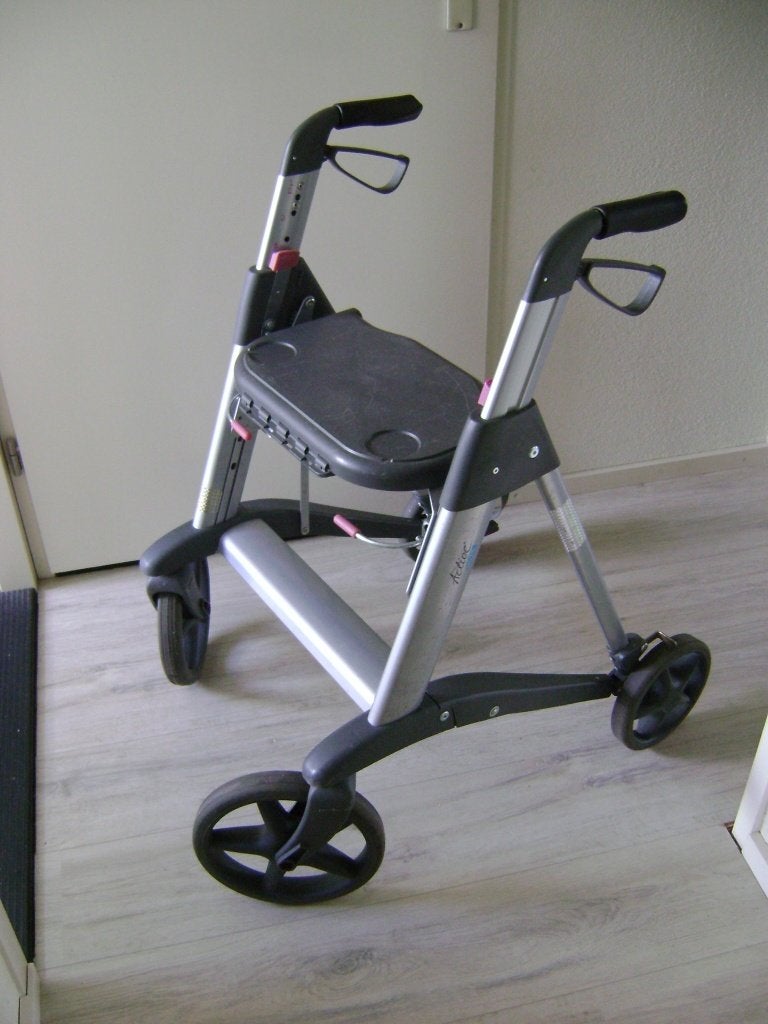 Rollator anwb, Ophalen, Lichtgewicht, Gebruikt