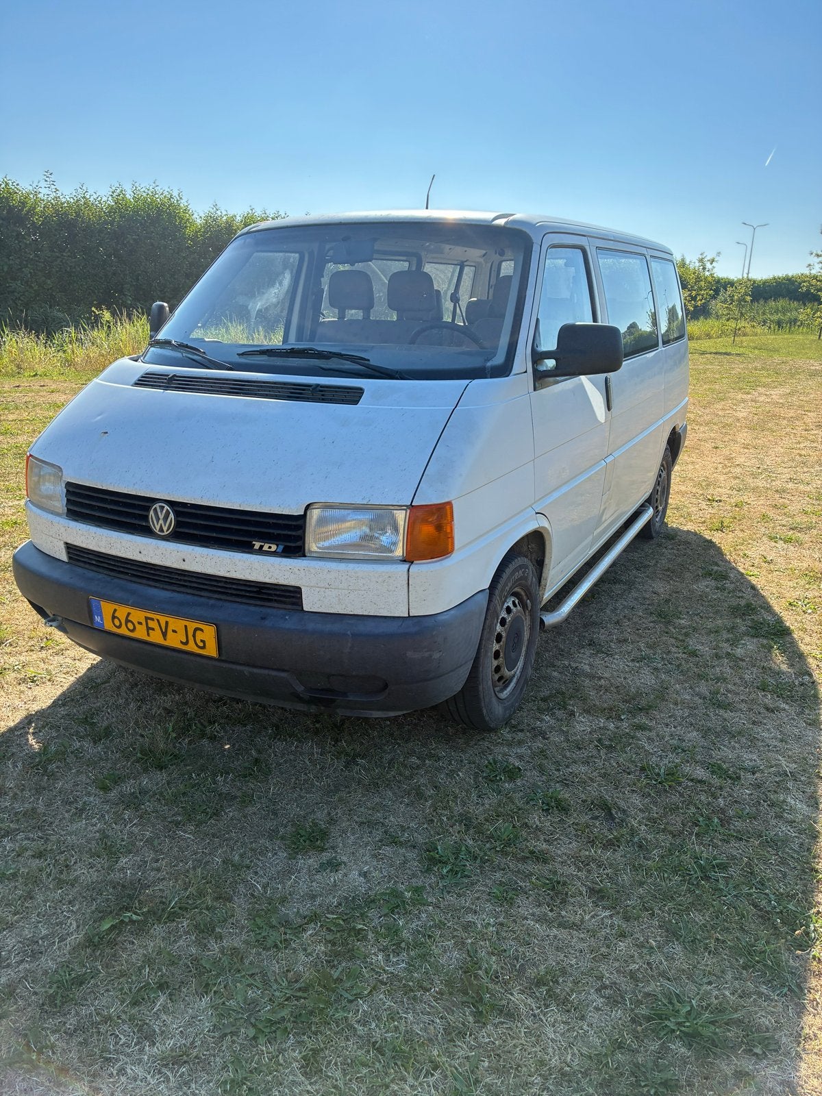 Volkswagen Transporter 2.5 Kombi TDI 65KW 2000 Wit, Auto's, Volkswagen, Voorwielaandrijving, Overige carrosserieën, Wit, Origineel Nederlands