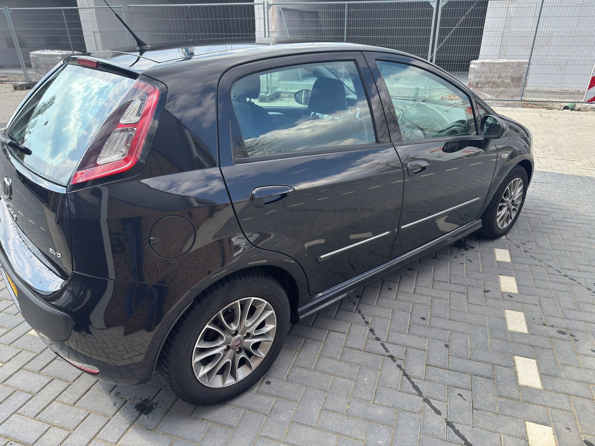 Fiat Punto Evo 1.3 M-Jet Dynamic, Auto's, Fiat, Voorwielaandrijving, Euro 5, 28 km/l, Gebruikt