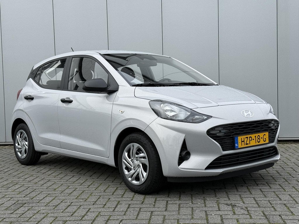 Hyundai i10 1.0 Comfort / Navigatie / Achteruitrijcamera / P, Auto's, Hyundai, Stof, 63 pk, Euro 6, 899 kg