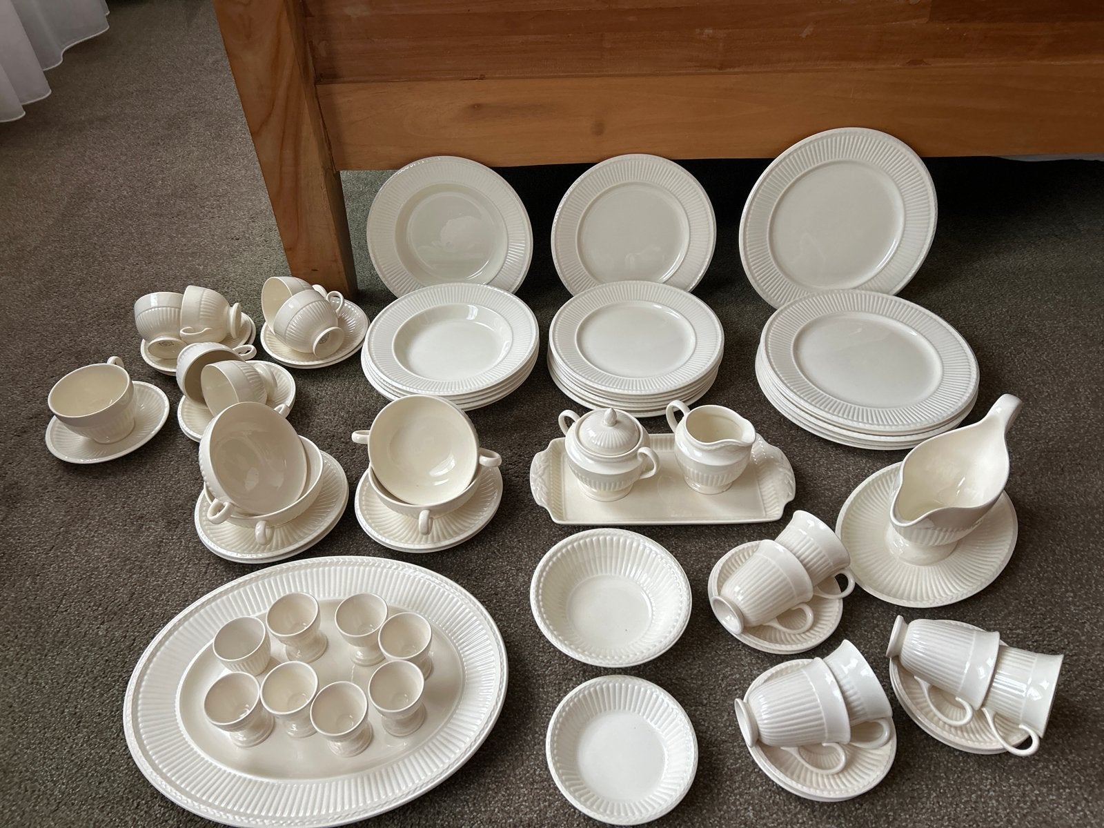 Wedgwood Edme servies - Compleet servies, Huis en Inrichting, Keuken | Servies, Klassiek, Ophalen of Verzenden, Zo goed als nieuw