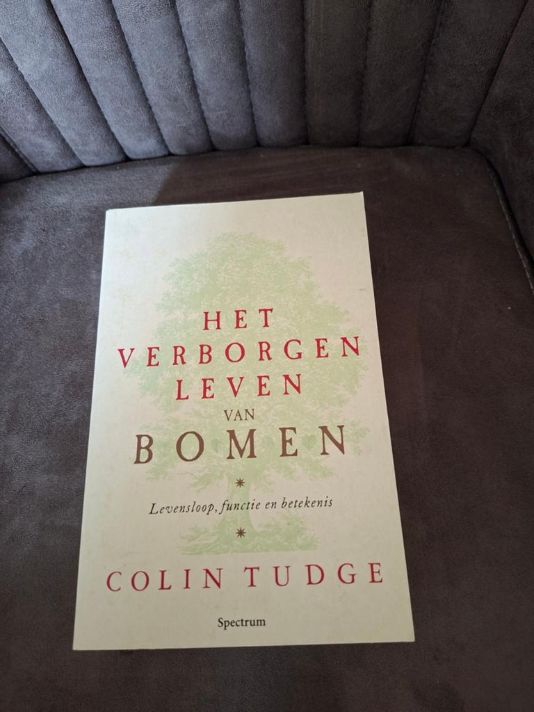 Het Verborgen Leven van Bomen - Colin Tudge, Ophalen of Verzenden, Zo goed als nieuw, Bloemen, Planten en Bomen, Colin Tudge