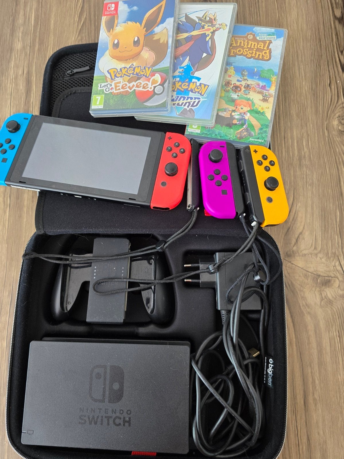 Nintendo Switch compleet met extra controlers en spellen., Spelcomputers en Games, Spelcomputers | Nintendo Switch, Gebruikt, Switch Original