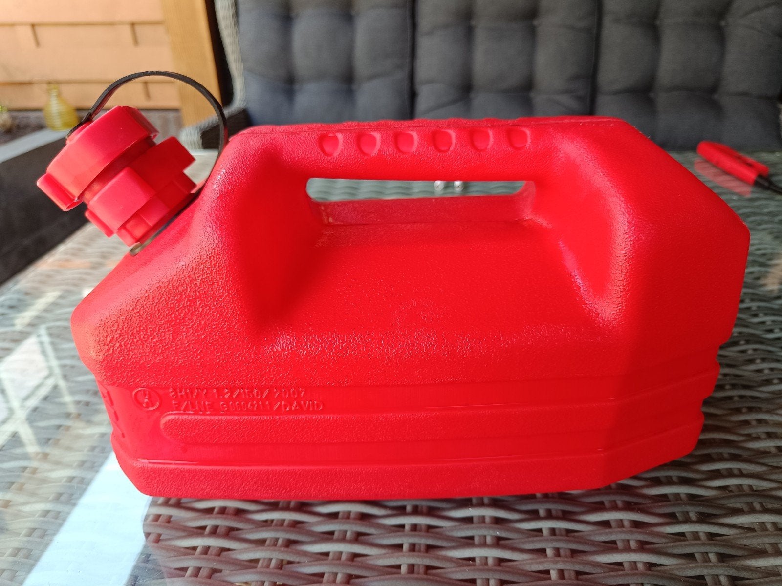 Benzine jerrycan 5 liter rood, Ophalen of Verzenden