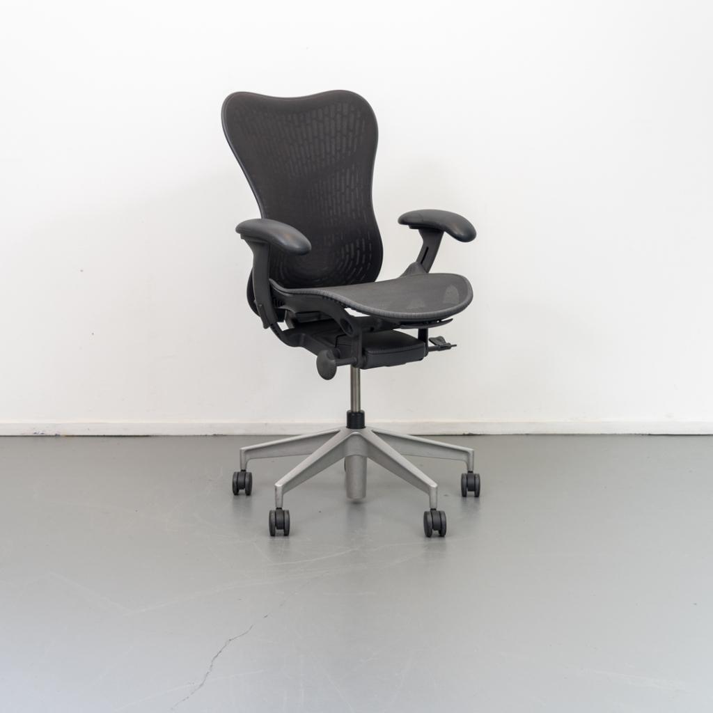 24x Herman Miller Mirra 2 Business Bureaustoel Butterfly