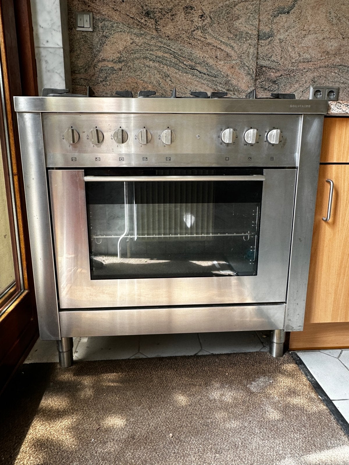 Complete Keuken met Natuurstenen Blad en Siemens Vaatwasser, Ophalen, Gebruikt, Bruin, Graniet of Steen
