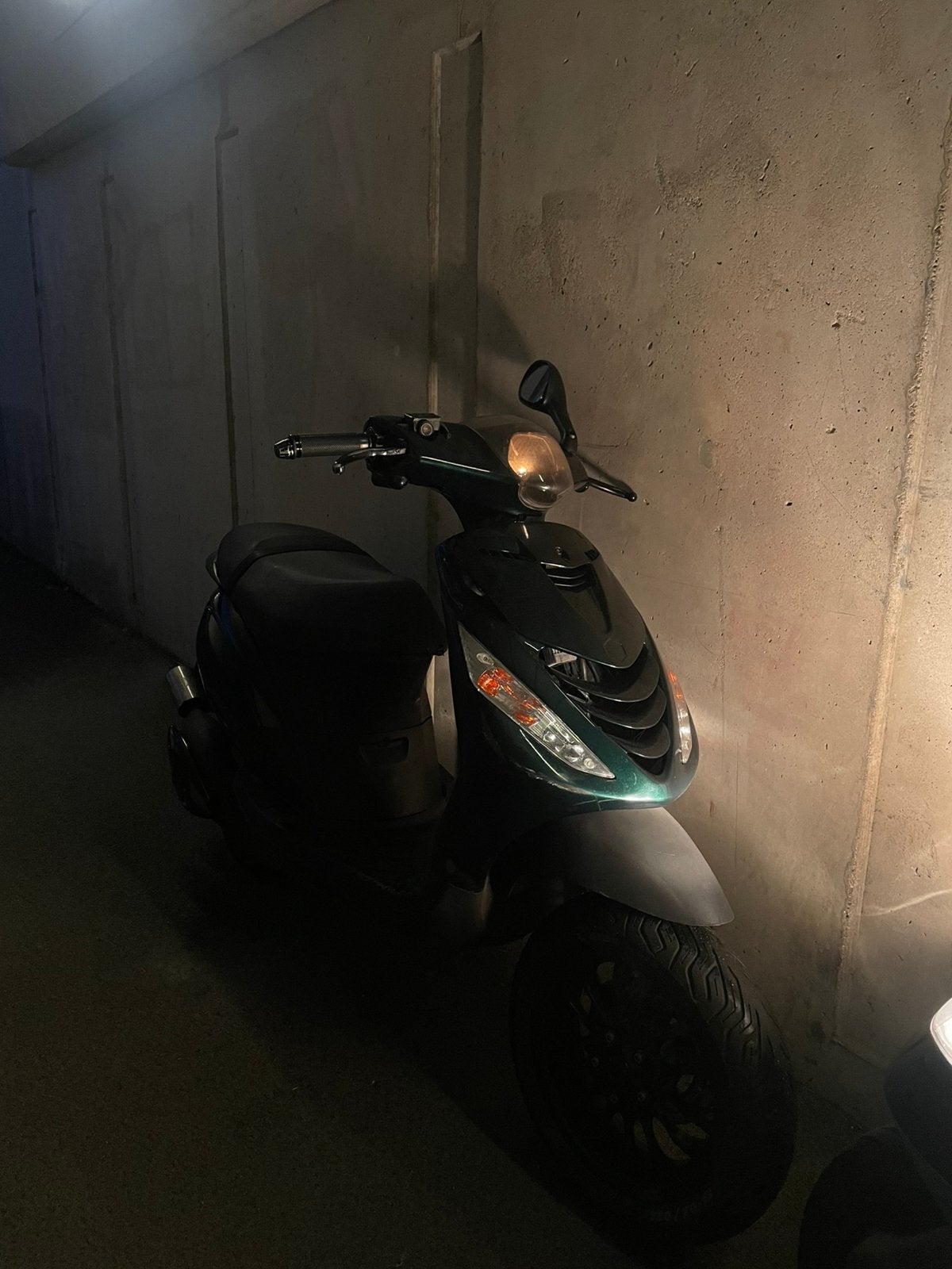 Zip 50cc 2t met sp vork, Fietsen en Brommers, Scooters | Piaggio, Ophalen, Tweetakt, Maximaal 45 km/u, Zip