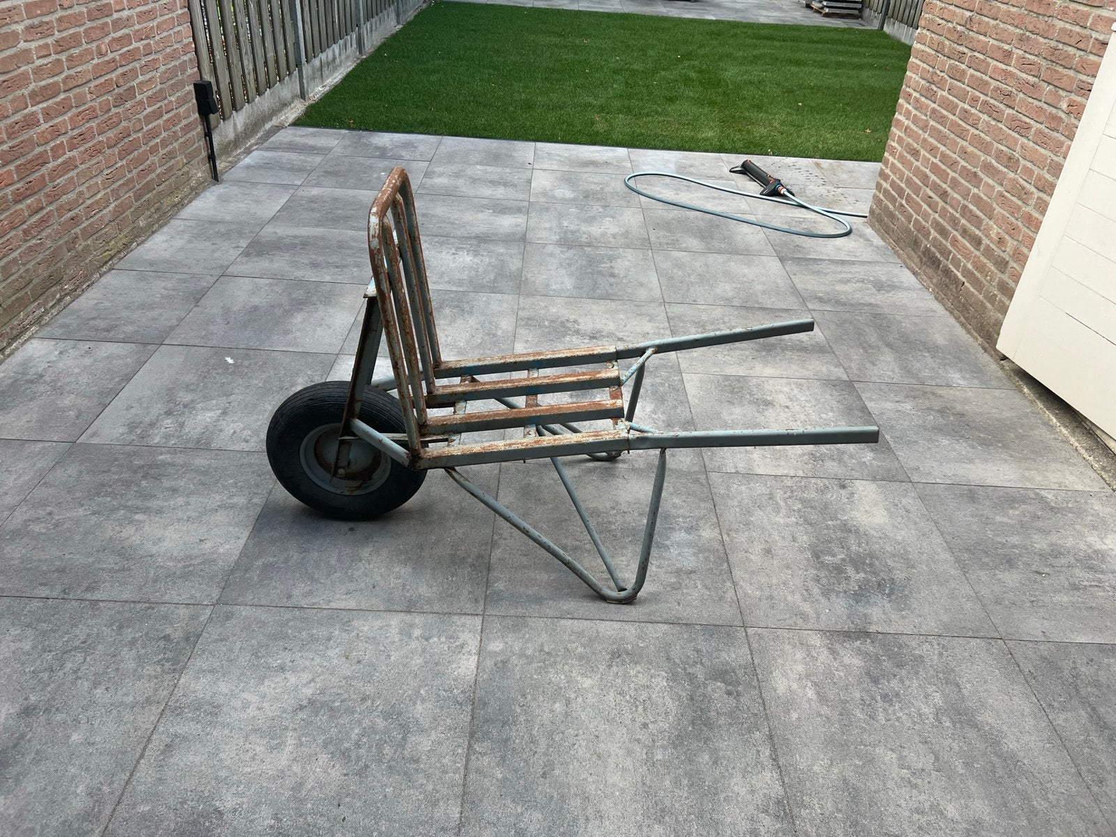 Steenkruiwagen – Ideaal voor (ver)bouw of tuinprojecten, Ophalen, Gebruikt, Handmatig, Eenwielig