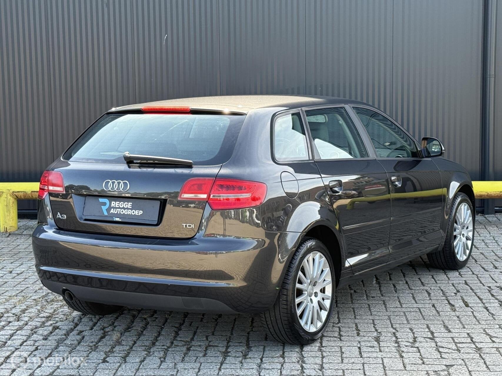 Audi A3 Sportback 1.6 TDI Ambition Pro Line CRUISE | AIRCO, Voorwielaandrijving, Gebruikt, 1295 kg, 4 cilinders