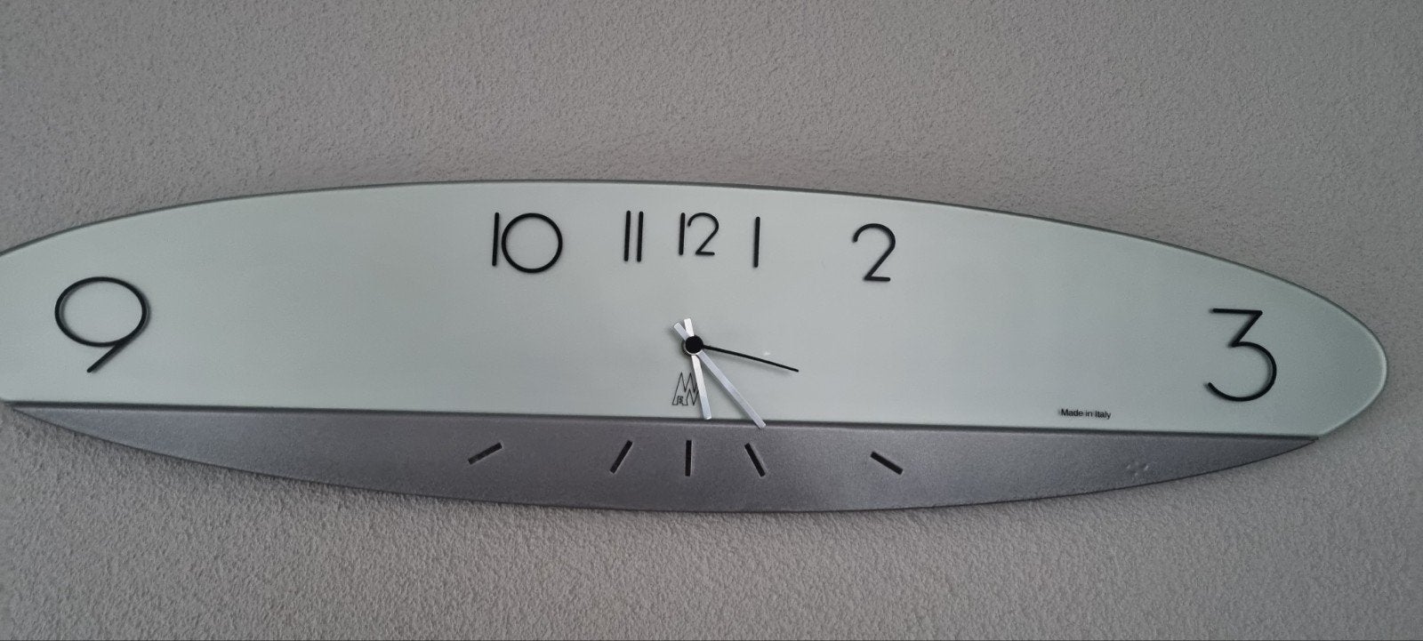 design klok, Ophalen, Wandklok