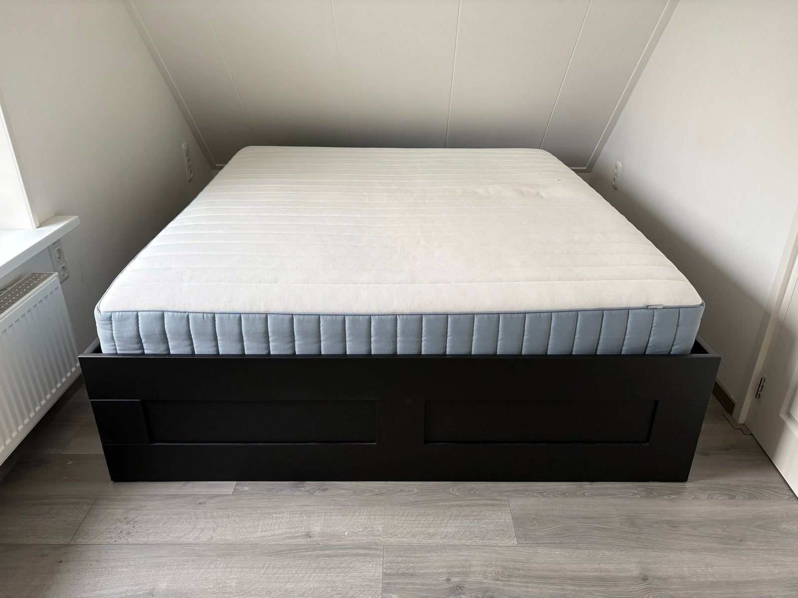 IKEA Brimnes bed 180x200cm met of zonder matras, Ophalen, Gebruikt, Zwart, Tweepersoons