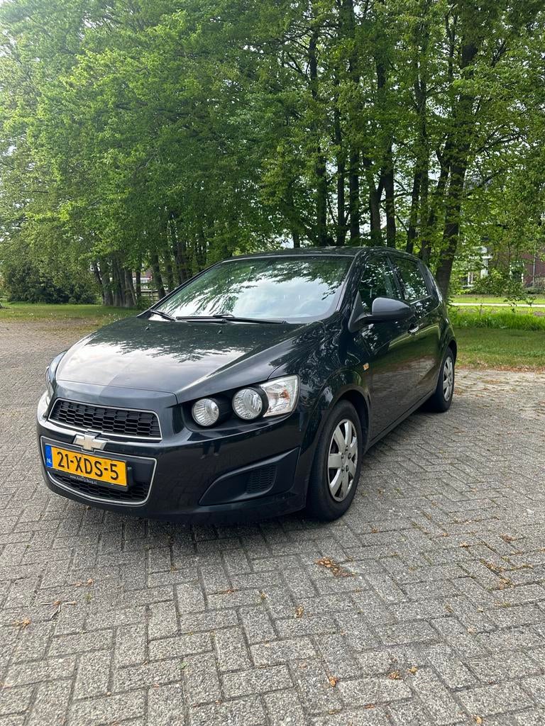 Chevrolet Aveo 1.3D 5-DEURS 2012 4-cilinder 95pk Zwart, Auto's, Chevrolet, 28 km/l, Multifunctioneel stuurwiel, Zwart, Origineel Nederlands