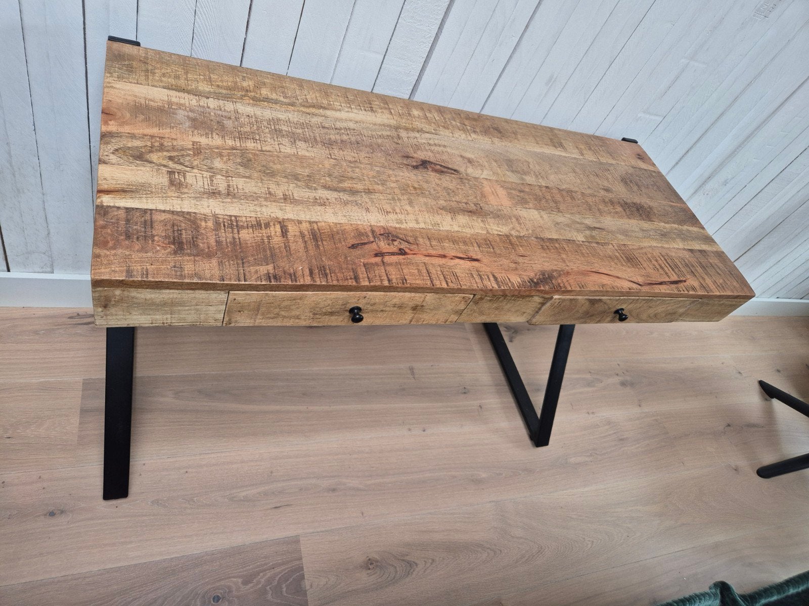 Sidetable mangohout, Ophalen, 100 tot 150 cm, Zo goed als nieuw, 25 tot 50 cm