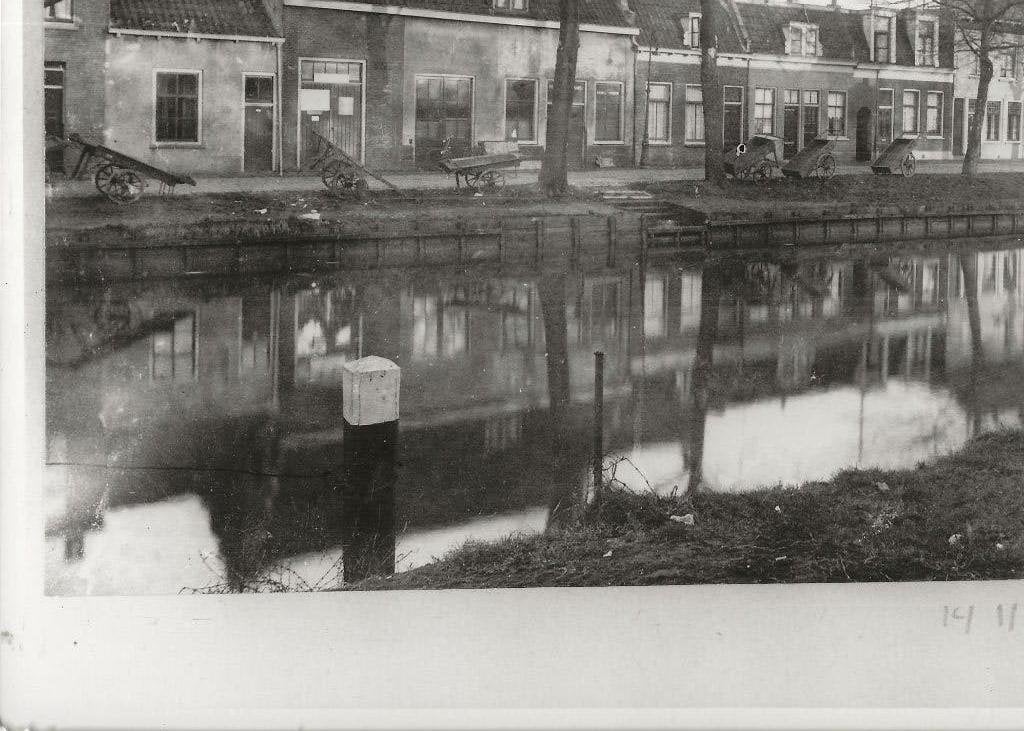Utrecht Gracht met handkarren Foto, Ophalen of Verzenden, Voor 1920, Ongelopen, Utrecht