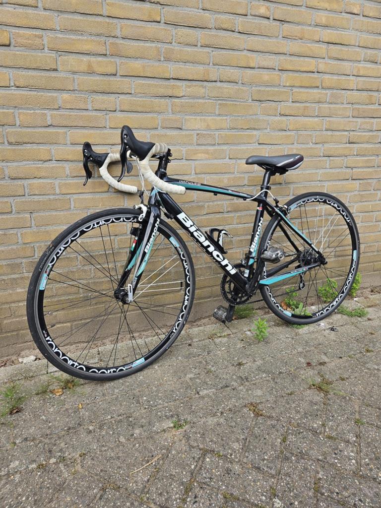 Bianchi impulso, 28 inch, Gebruikt, Velgrem, Aluminium