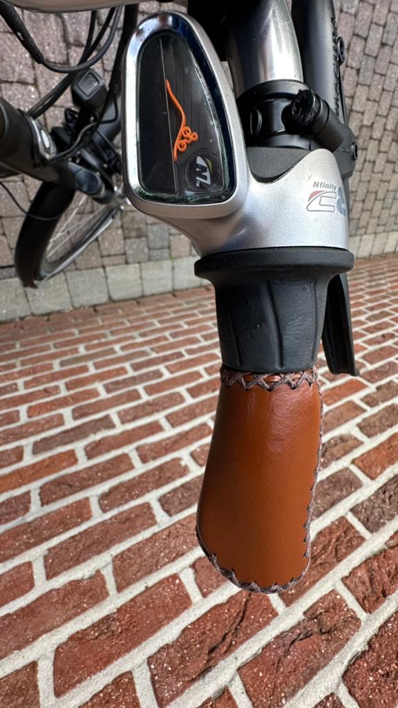 Brinckers  model motor  (5900 KM), Fietsen en Brommers, Fietsaccessoires | Fietstassen, Ophalen of Verzenden, Zo goed als nieuw