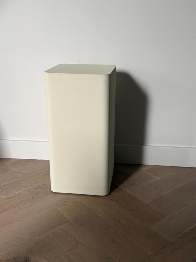 Light & Living Metalen Zuil / Sokkel – Crème – 60x30x30 cm, Huis en Inrichting, Woonaccessoires | Zuilen en Pilaren, Ophalen, Zo goed als nieuw