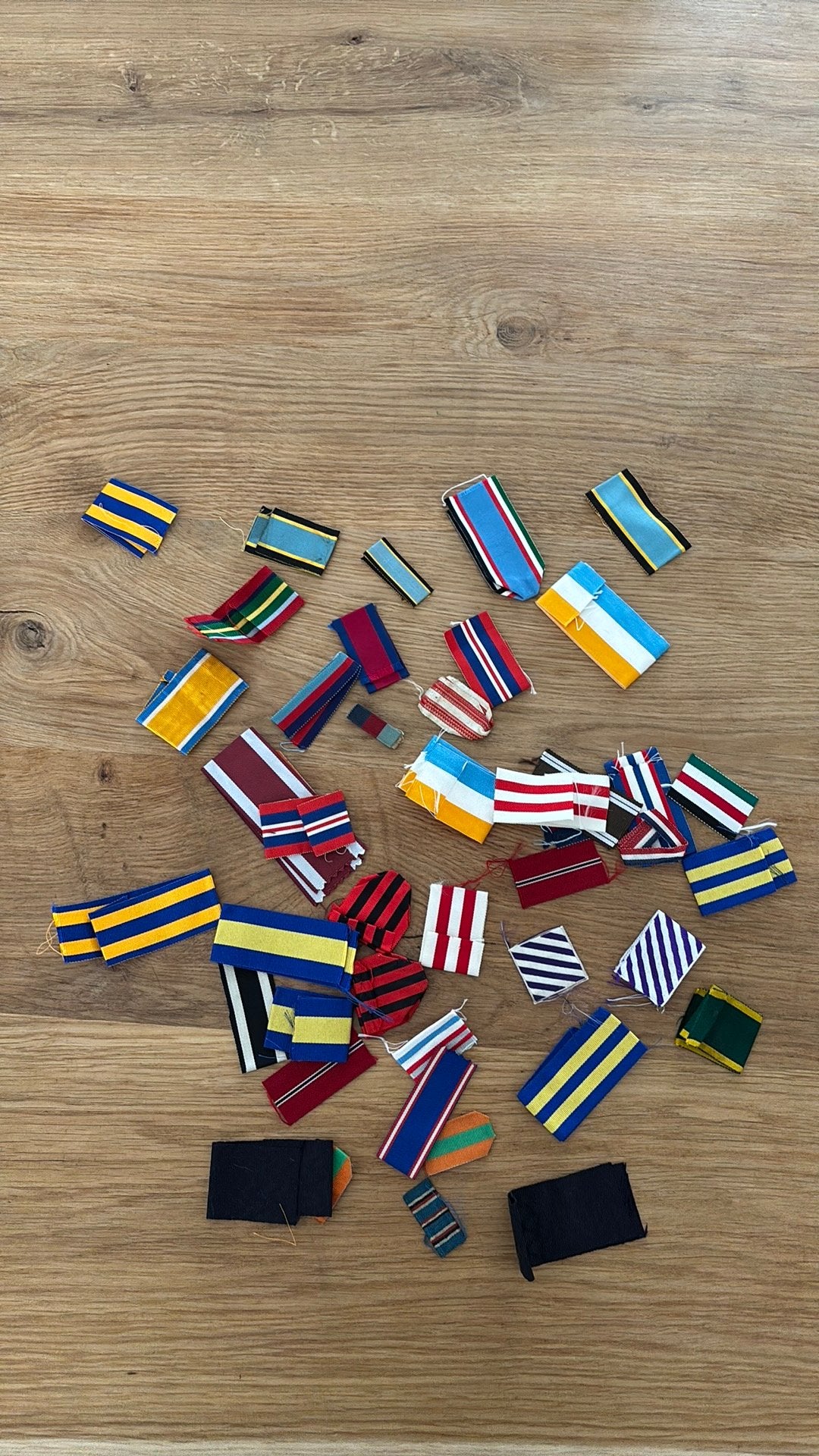 Diverse stukken medaille linten, Verzenden, Landmacht, Nederland, Lintje, Medaille of Wings