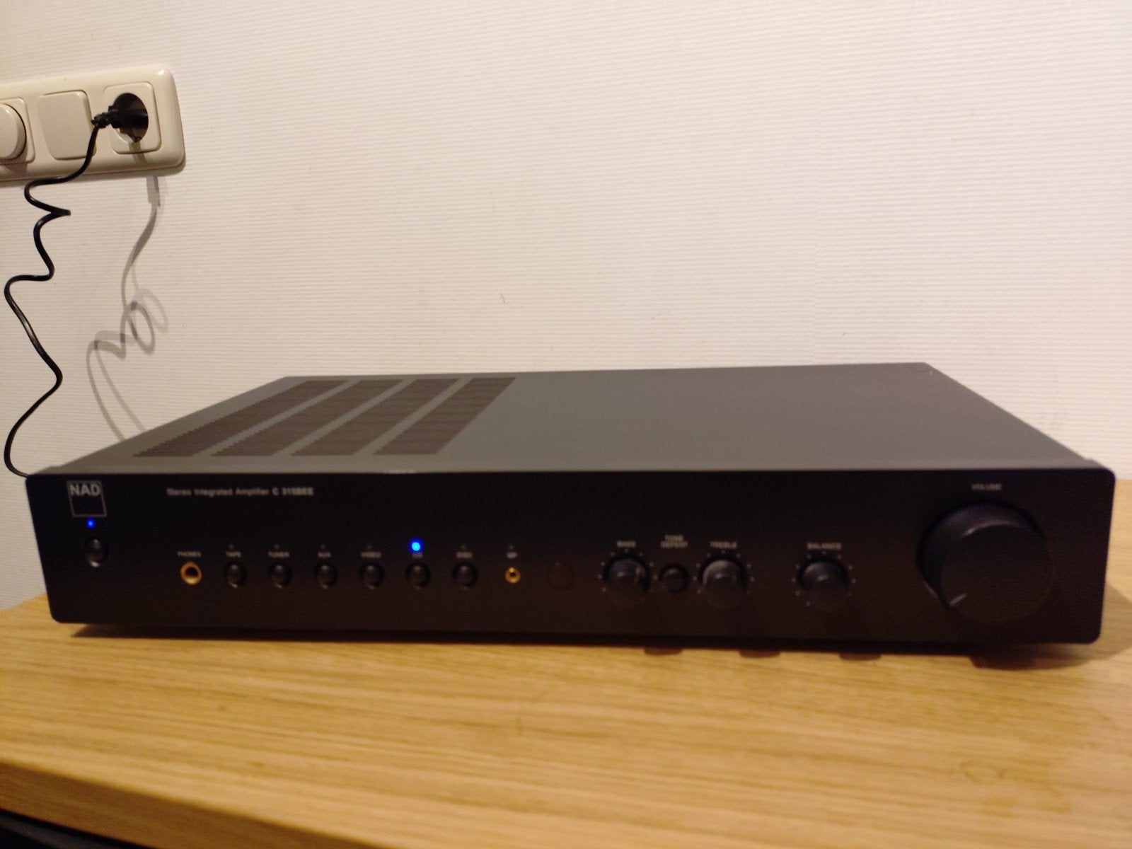 Nad 315BEE stereo versterker, Audio, Tv en Foto, Ophalen of Verzenden, Zo goed als nieuw, Minder dan 60 watt, Overige merken