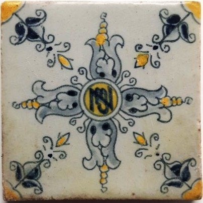 Zeldzame 17e-eeuwse Haarlemse Majolica Ornamenttegel (1620), Ophalen of Verzenden