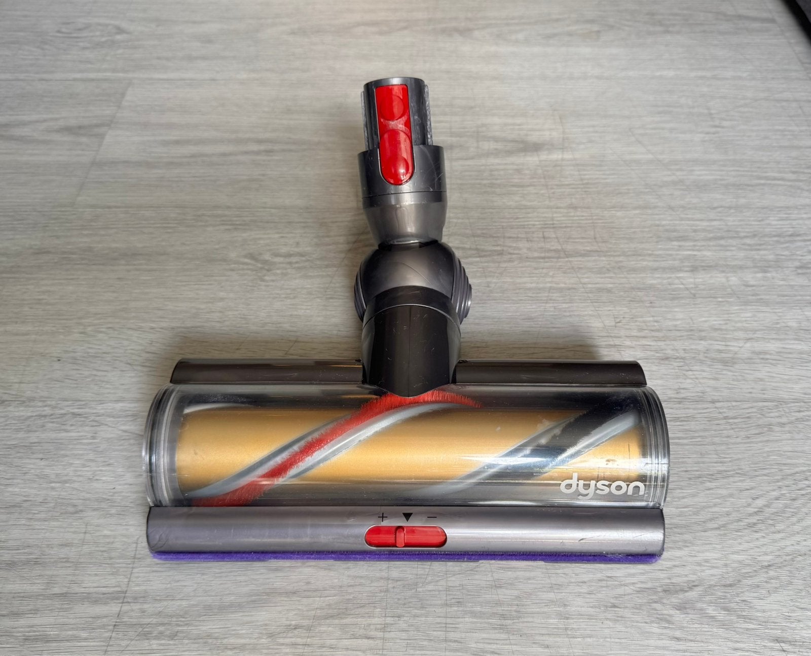 ZGAN & schone Dyson 100W High Torque Roller zuigmond borstel, Ophalen of Verzenden, Zo goed als nieuw