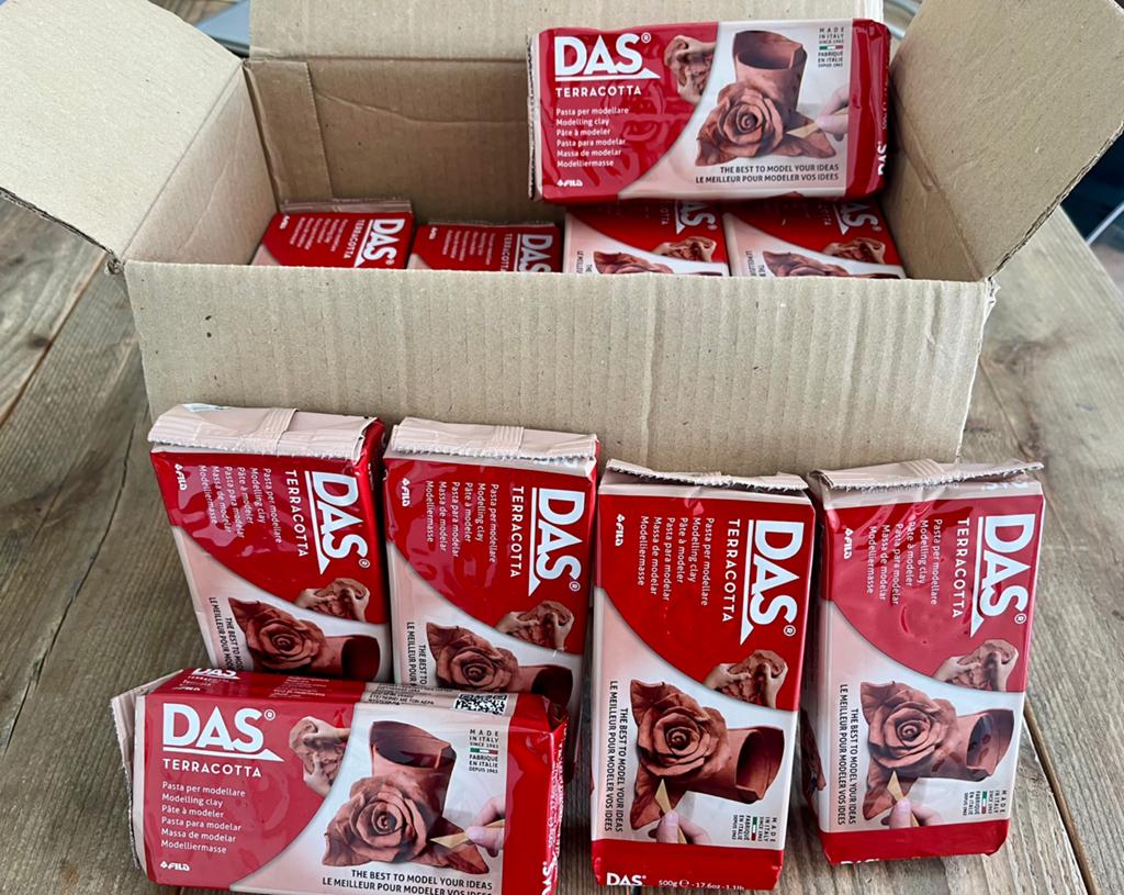DAS klei terracotta - €1 per pakje - kleien boetseren, Boeken, Hobby en Vrije tijd, Ophalen of Verzenden, Nieuw, Kleien en Boetseren