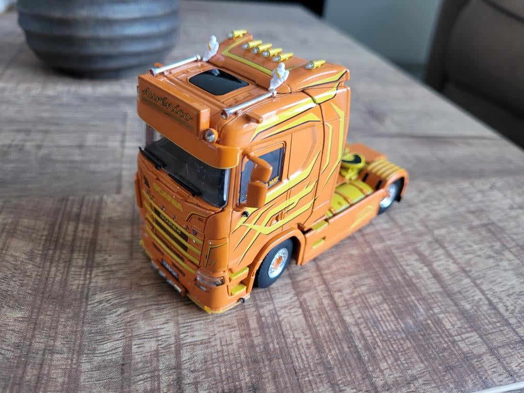 Scania truck, Hobby en Vrije tijd, Modelauto's | 1:50, T, T, Zo goed als nieuw, Tekno