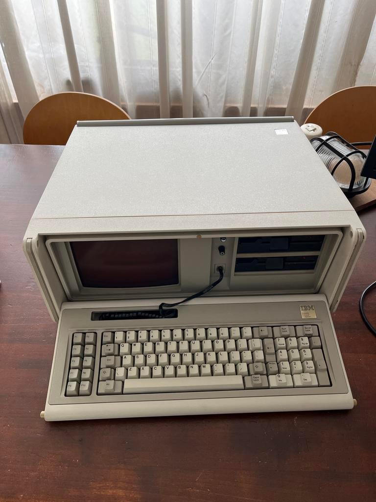 IBM 5155 Classic Portable PC - Vintage Computer, Ophalen