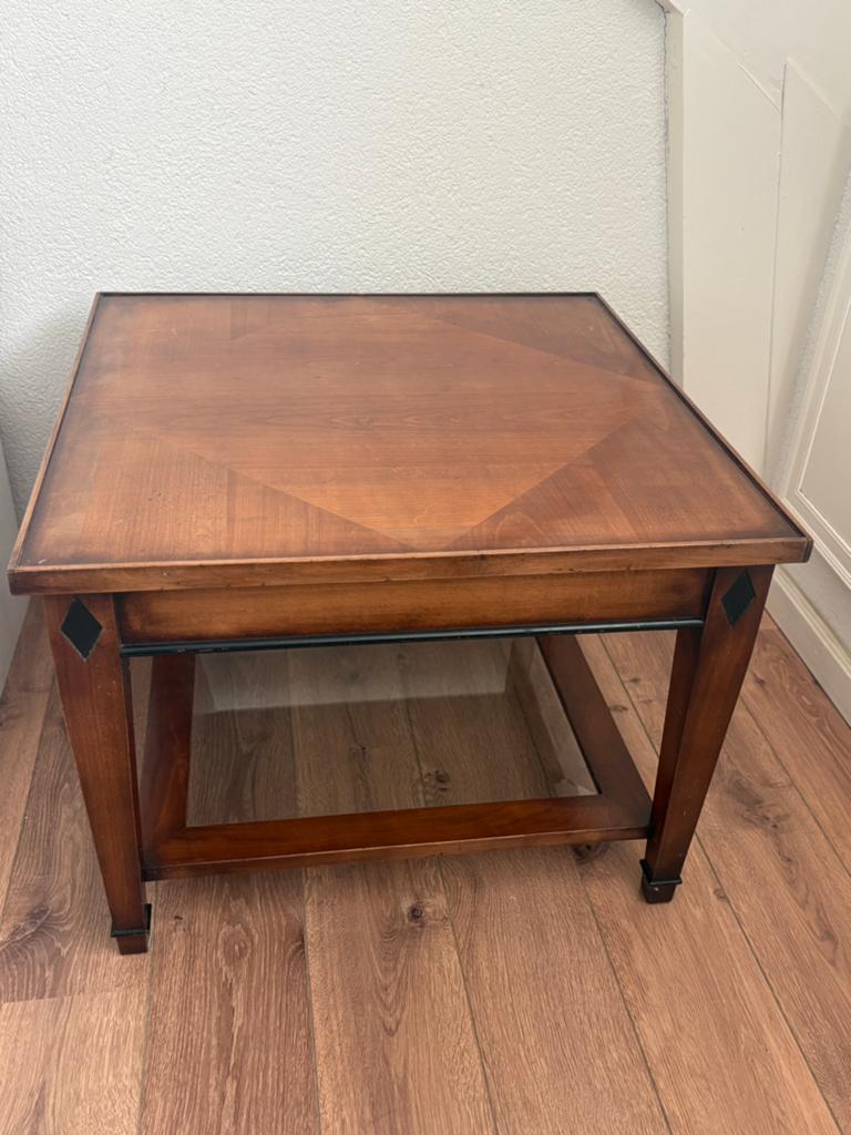 Elegante houten bijzettafel met glazen plank, Ophalen, Gebruikt, 50 tot 100 cm, Vierkant