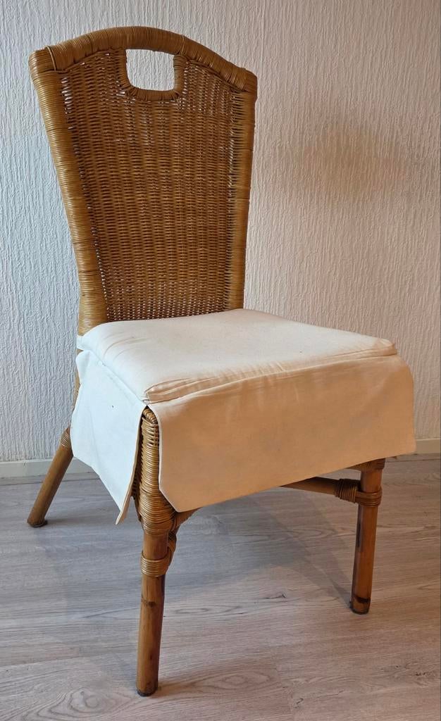 Rieten stoel (Gratis ), Ophalen, Gebruikt, Bruin, Riet of Rotan