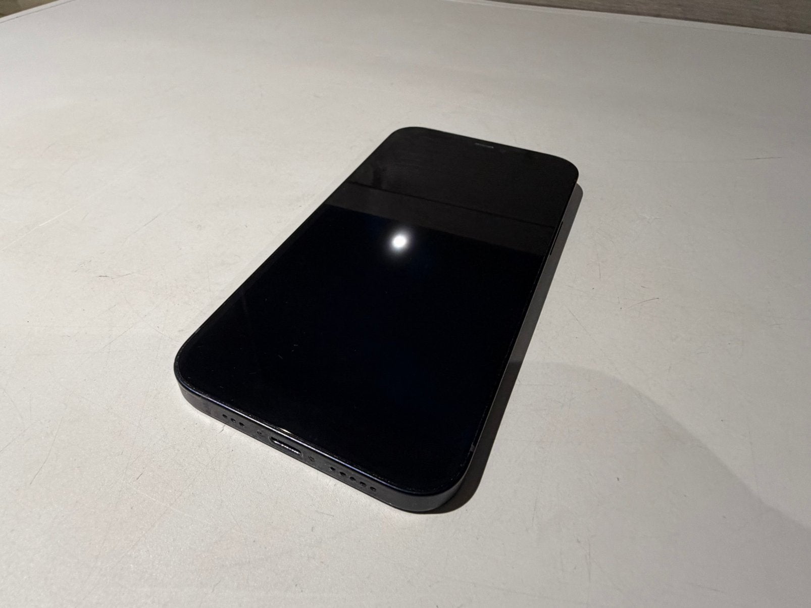 APPLE iPhone 12 - 64 GB donkerblauw 5G, Ophalen of Verzenden, Zo goed als nieuw, Nvt, Nvt