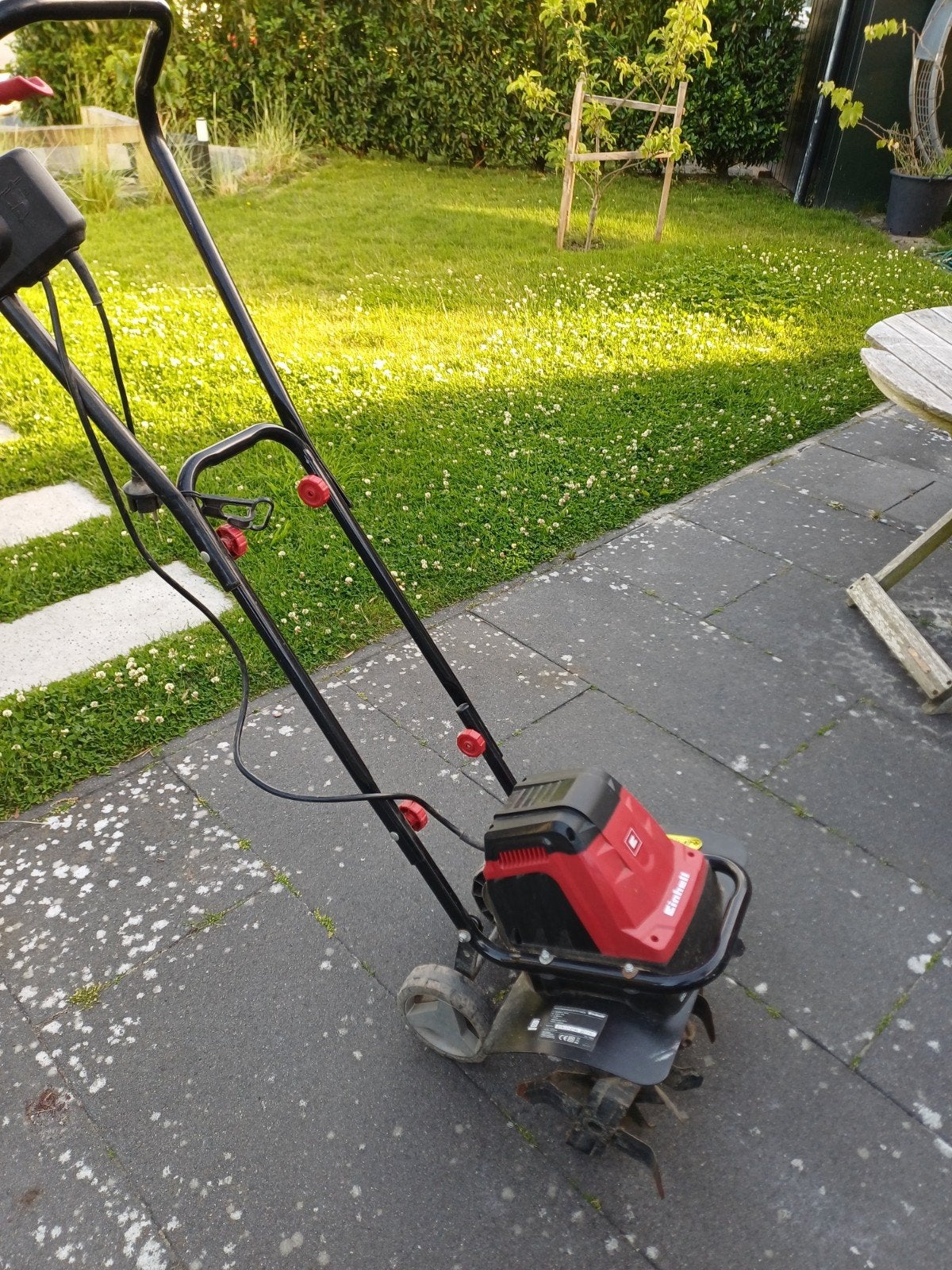 Einhell elektrische grondfrees, Ophalen