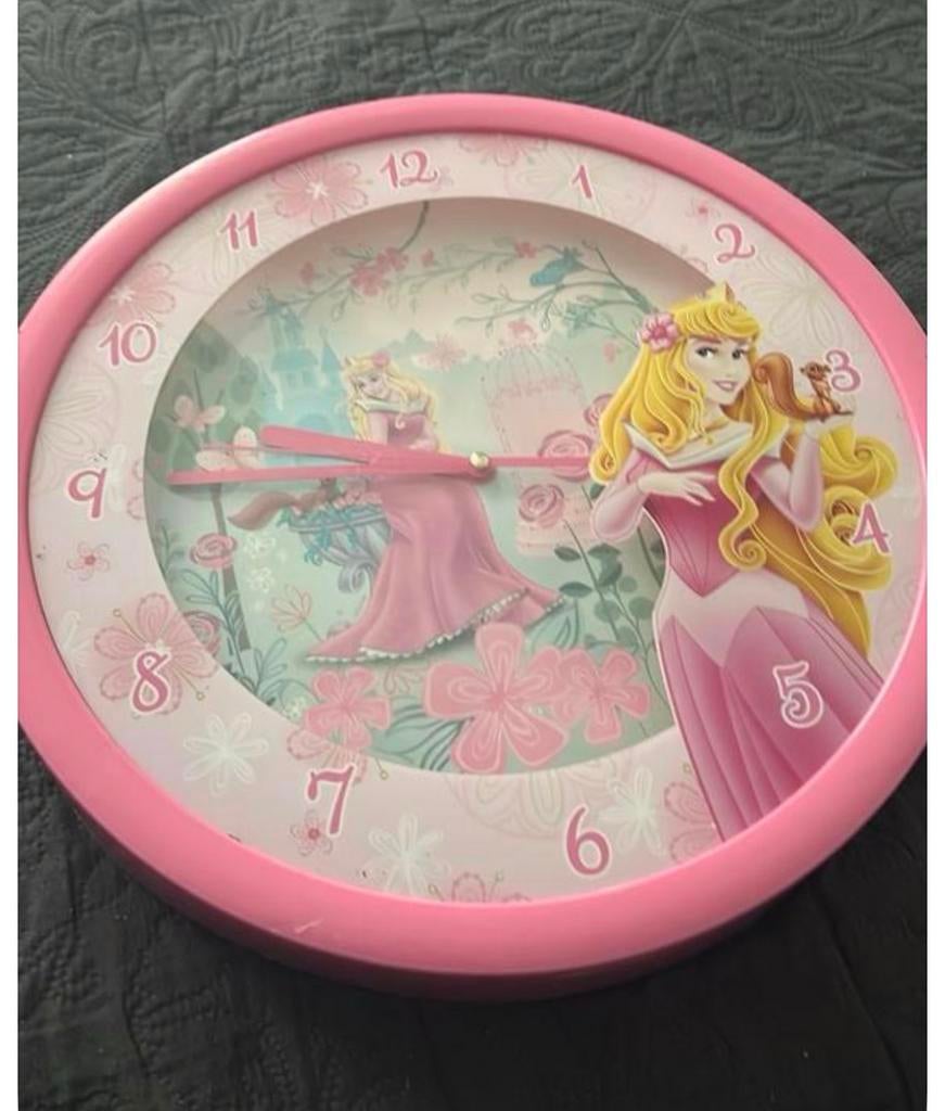 Disney Prinses Aurora Wandklok - Roze, Ophalen of Verzenden, Zo goed als nieuw, Wandklok