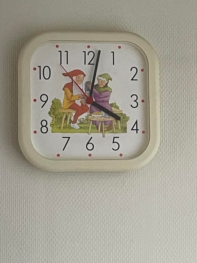 Wandklok met kabouterafbeelding - Retro design, Ophalen