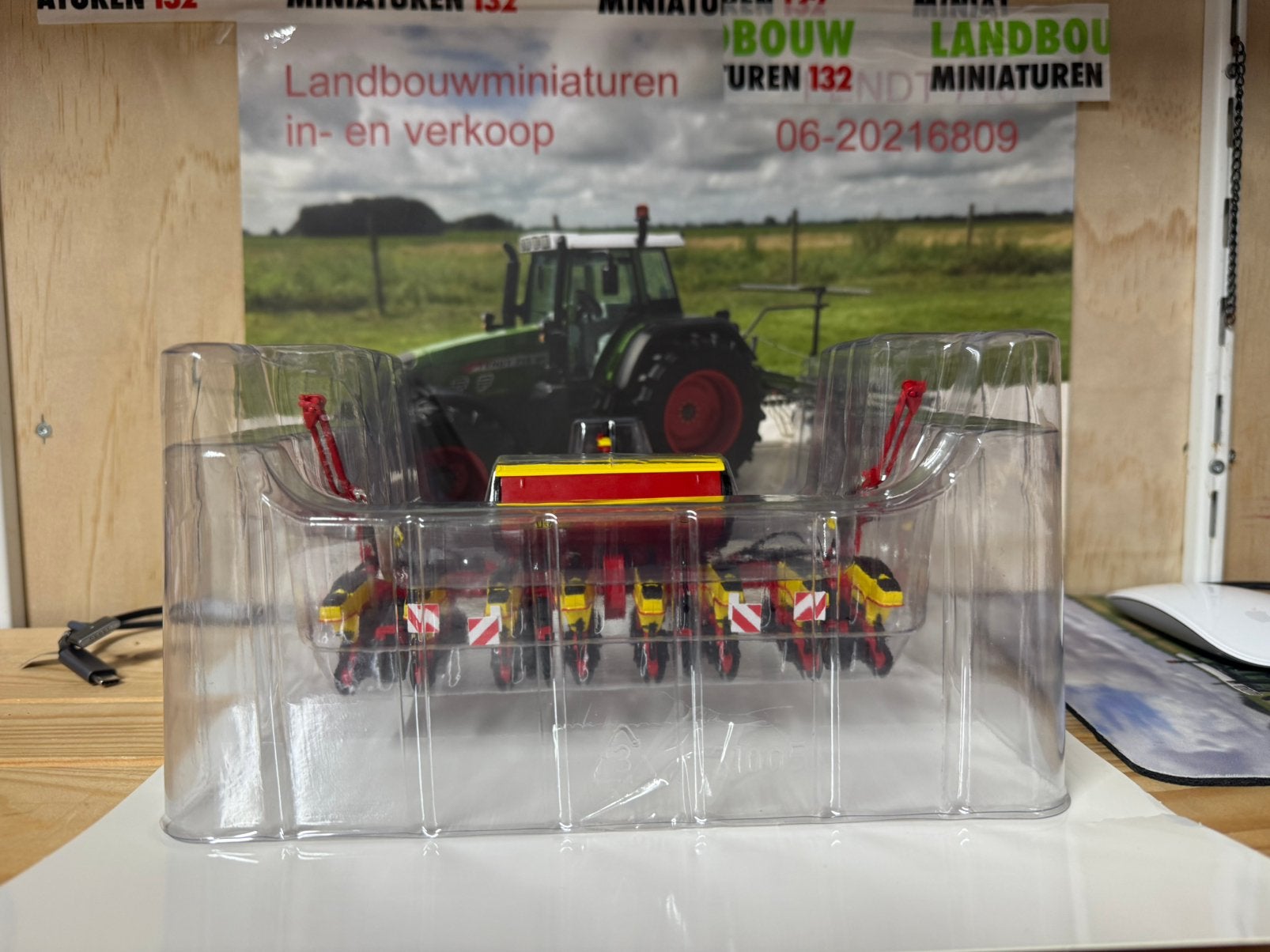 VÄDERSTAD TEMPO F 8 USK 1:32, Ophalen of Verzenden, Nieuw, Tractor of Landbouw, SIKU