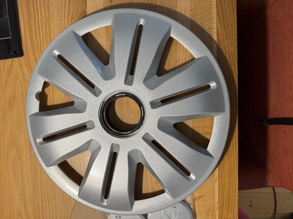 Peugeot 15 inch Enjofix 9406 L4, Ophalen of Verzenden, Zo goed als nieuw