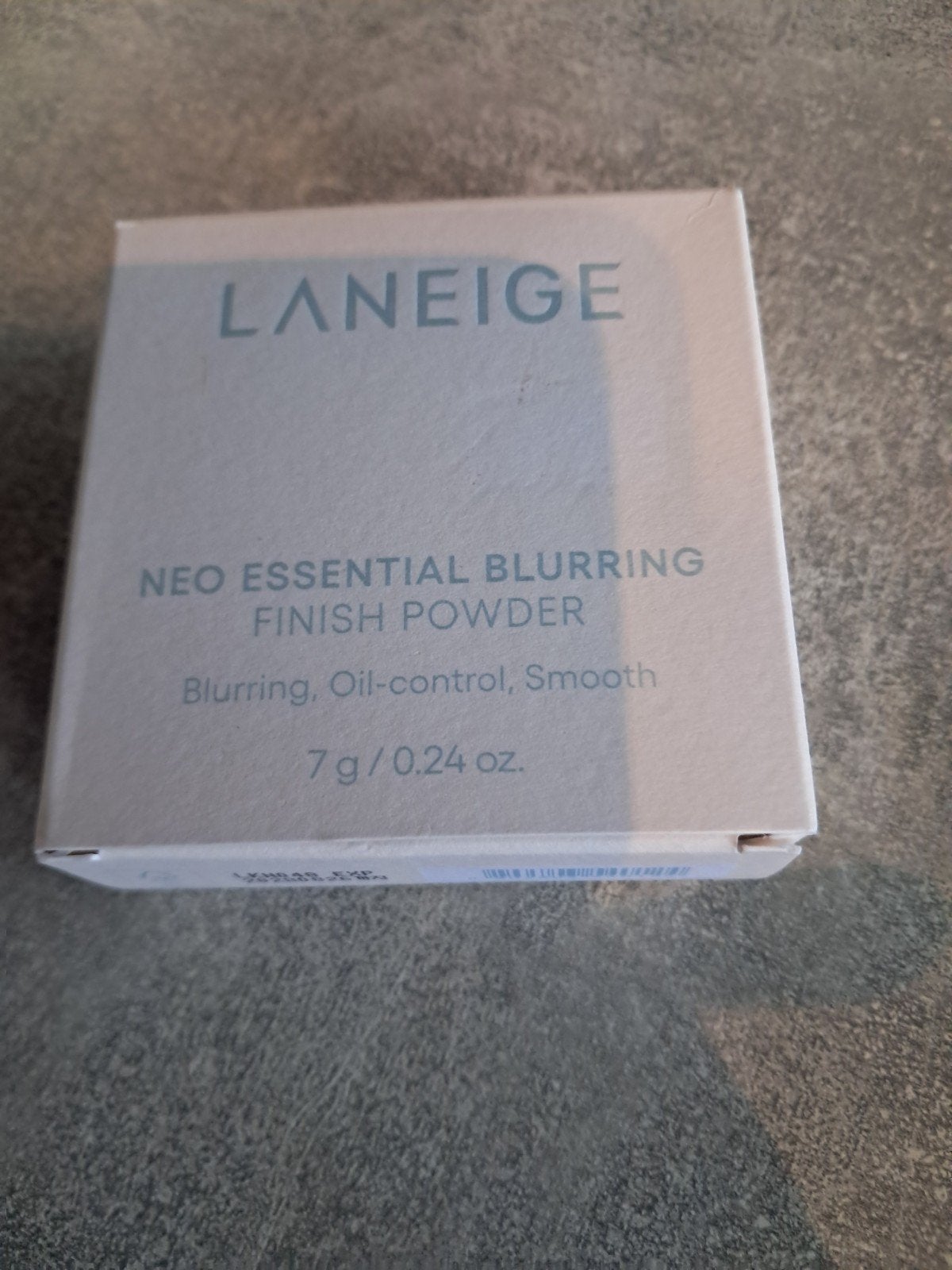 korean k-beauty LANEIGE Neo Essential Blurring Finish Powder, Ophalen of Verzenden, Nieuw, Gehele gezicht, Make-up