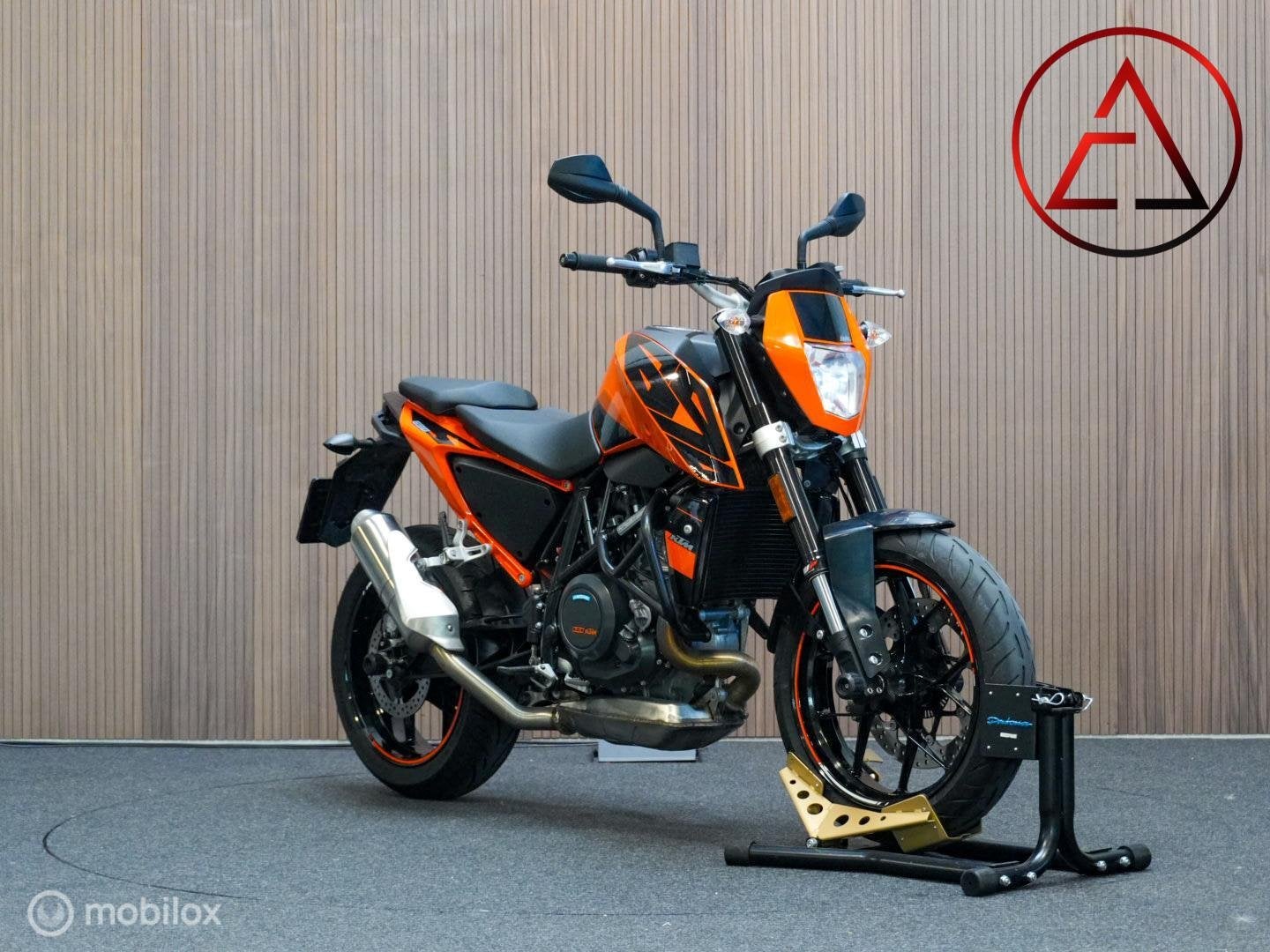 KTM 690 Duke 2017 | Origineel | Alle papieren | 11.600km, KTM, Christiaan huygensweg 32D, Bedrijf, Toermotor