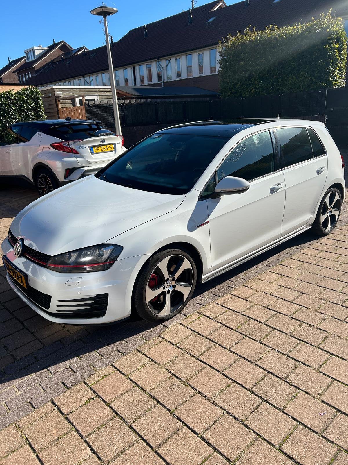 Volkswagen Golf 2.0 GTI 169KW AUT 2014 Wit, Zwart, 4 cilinders, 1984 cc, Wit