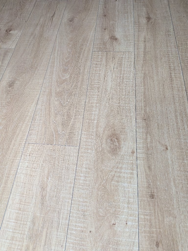GRATIS Laminaatvloer (ca. 85 m²) - Eikenlook, Ophalen, Gebruikt, 50 tot 150 cm, 10 m² of meer
