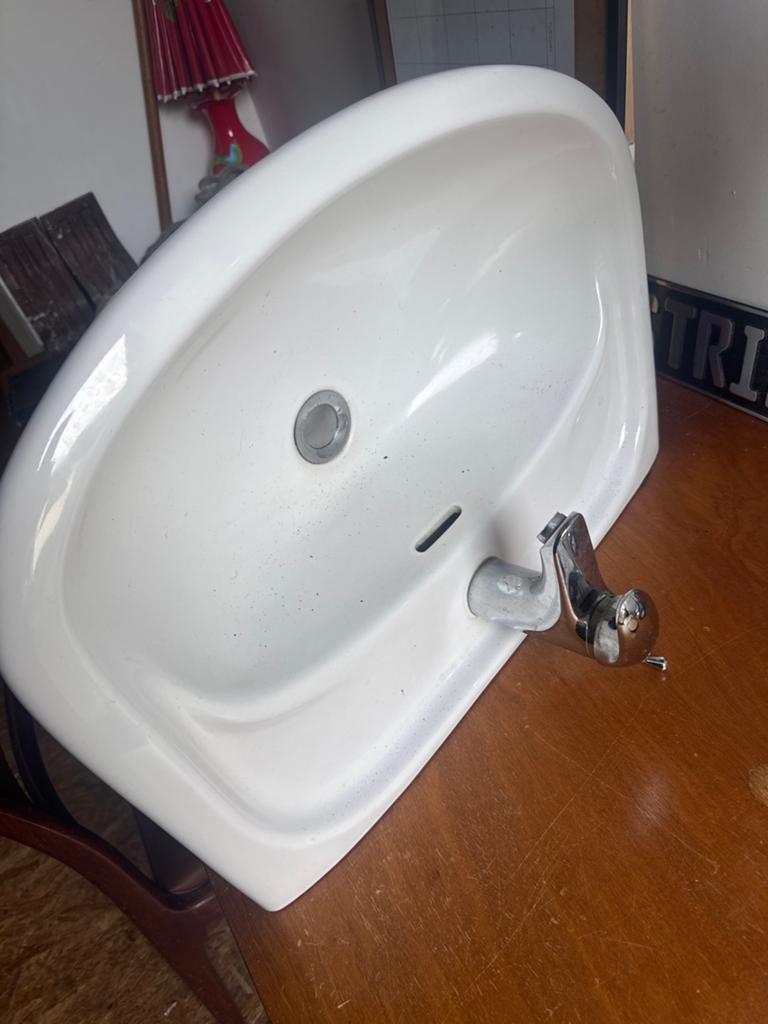Wastafel met kraan - Compact., Ophalen of Verzenden, Zo goed als nieuw