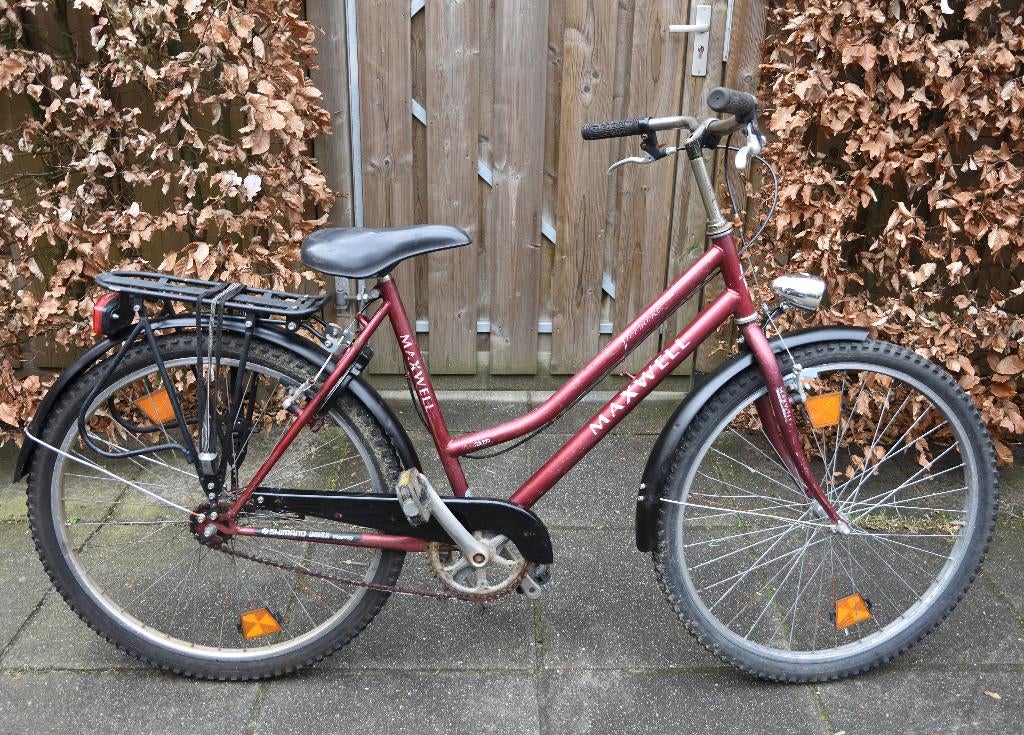 Meisjesfiets damesfiets 26 inch maxwell, Terugtraprem, Zo goed als nieuw, Maxwell, Ophalen