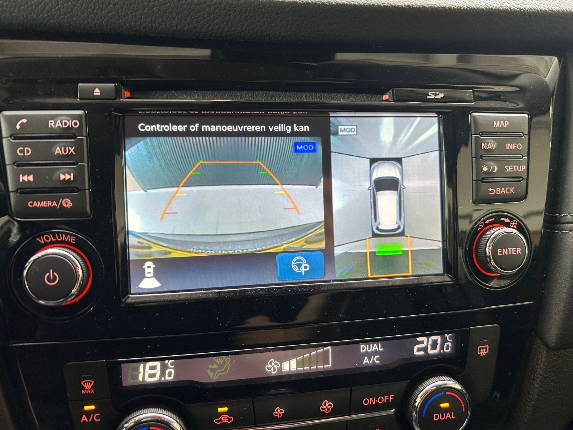 Foto 25 van Nissan X-Trail 1.3 DIG-T N-Connecta AUTOMAAT|CRUISE|NAVI|TRE