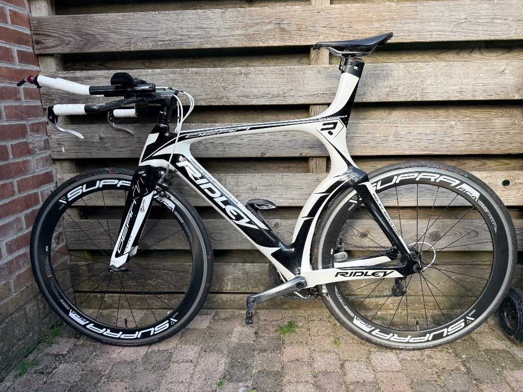 Triathlonfiets met powermeter, 28 inch, Gebruikt, Carbon, Meer dan 20 versnellingen