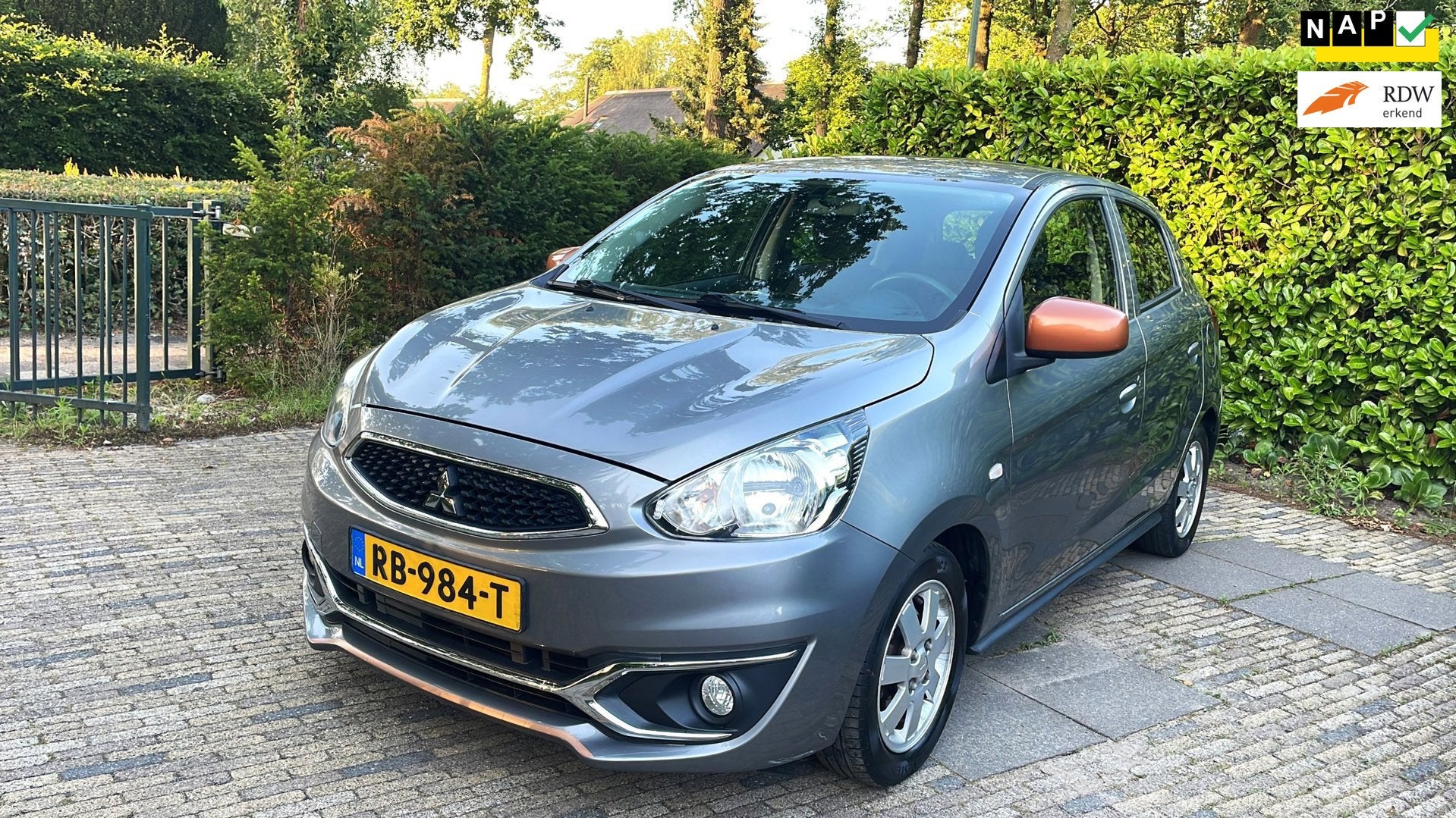 Mitsubishi Space Star 1.0 Cool+ 2017-Airco-Velgen-New APK, Auto's, Mitsubishi, Voorwielaandrijving, Stof, Gebruikt, Euro 6