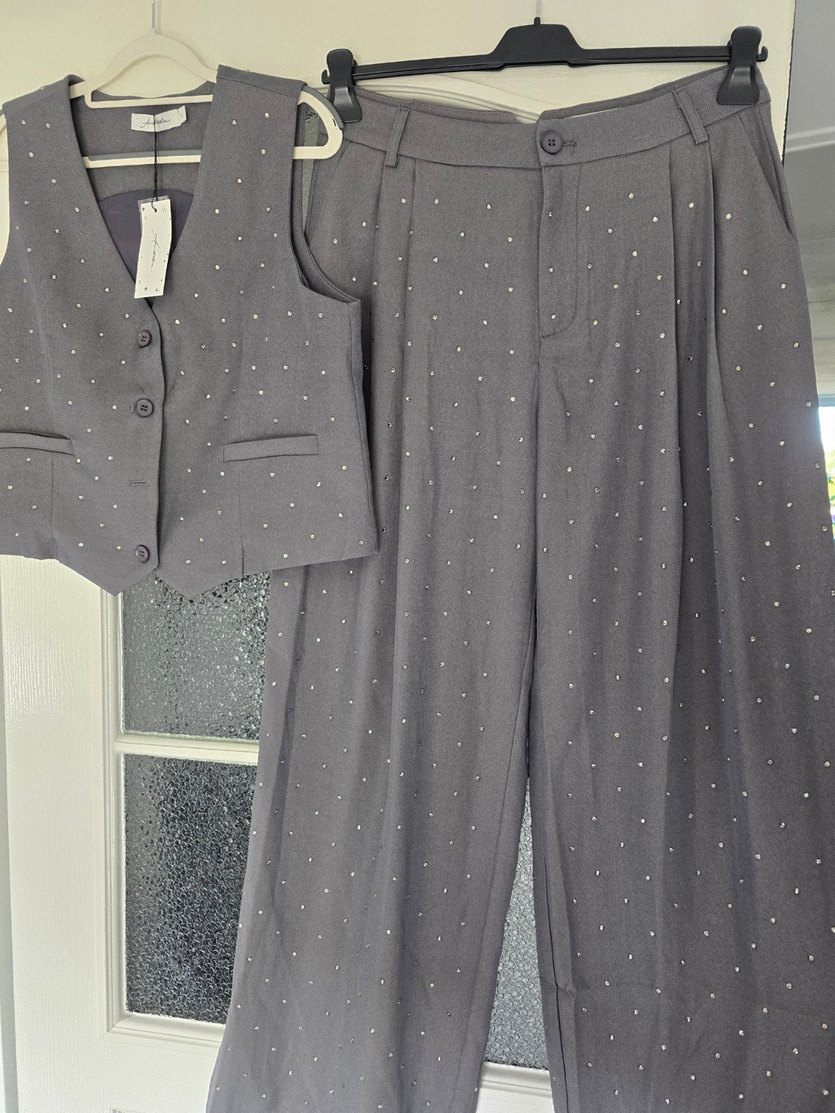 nieuwe set ambika grijs strass L, Kleding | Dames, Ophalen of Verzenden, Nieuw, Grijs, Lang