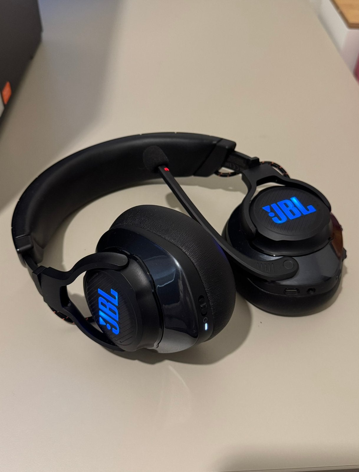 JBL Quantum headset 610 ZGAN, Computers en Software, Headsets, Mute-functie, Ophalen of Verzenden, Zo goed als nieuw, Draadloos